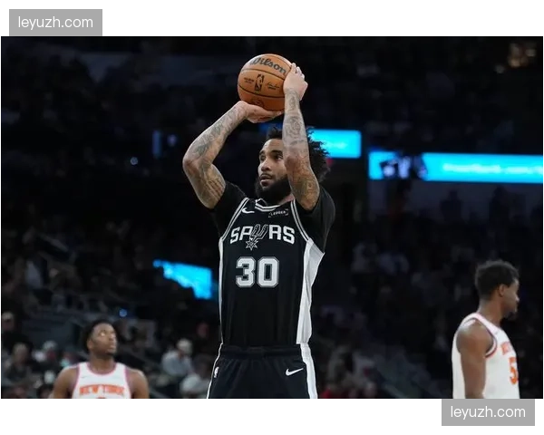 马刺尚帕尼角色球员表现稳定 攻防两端提供支撑